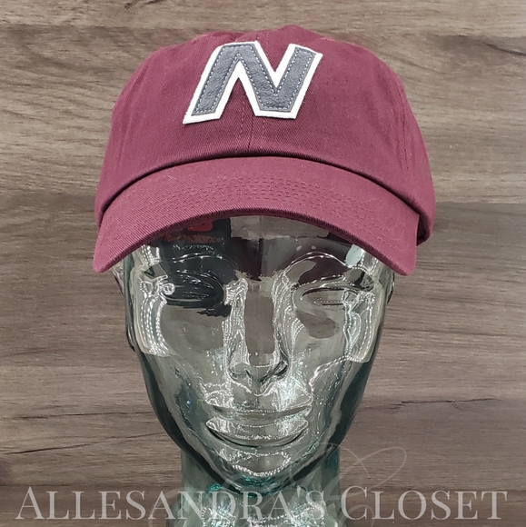 BUNDLE - 2 New Balance Hats Caps Snapback 6 Panel V990 Block N - Navy & Burgundy - Picture 2 of 13